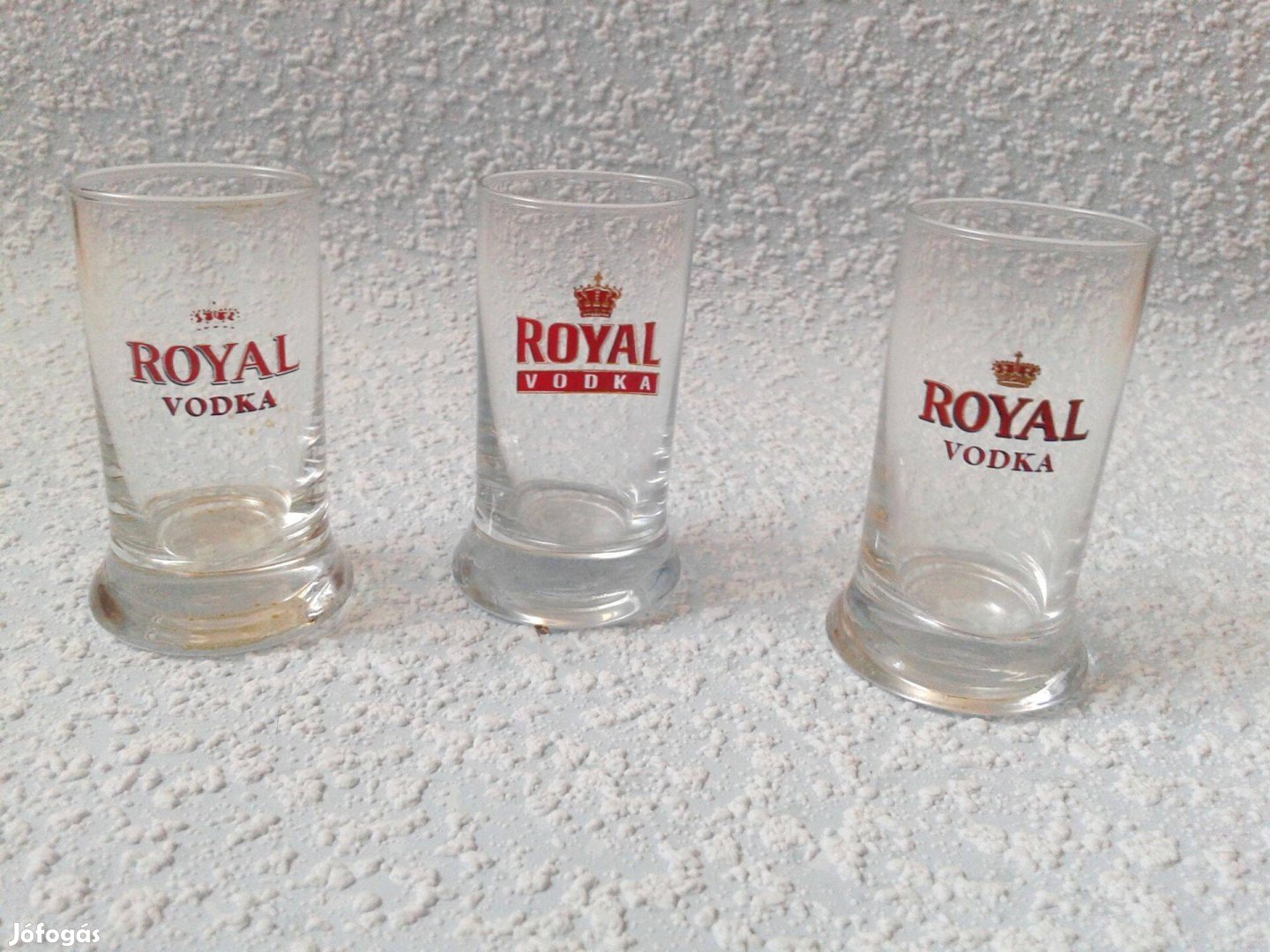 3 db Royal vodkás üveg pohár egyben 1 450 Ft
