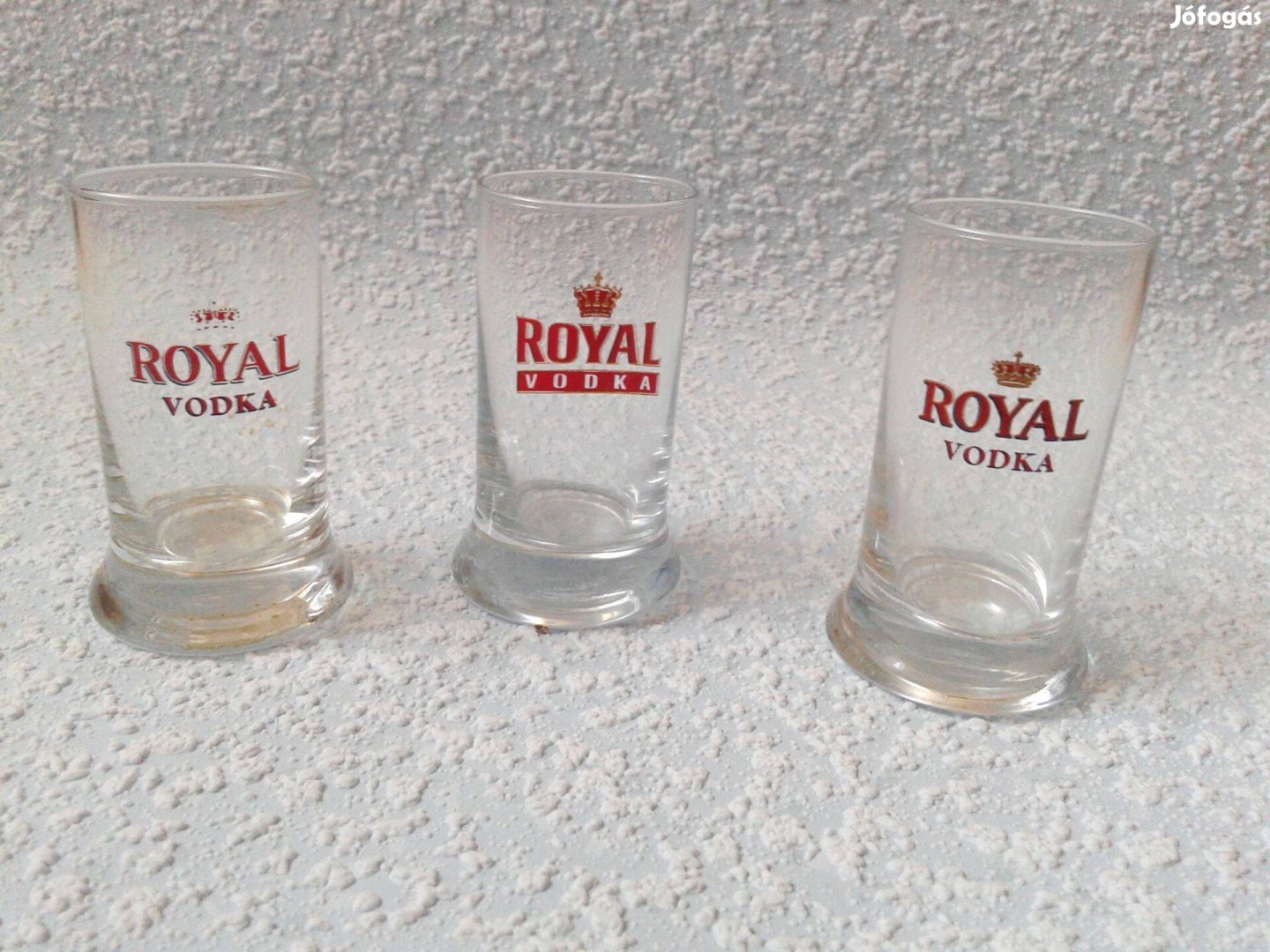 3 db Royal vodkás üveg pohár egyben 1 450 Ft