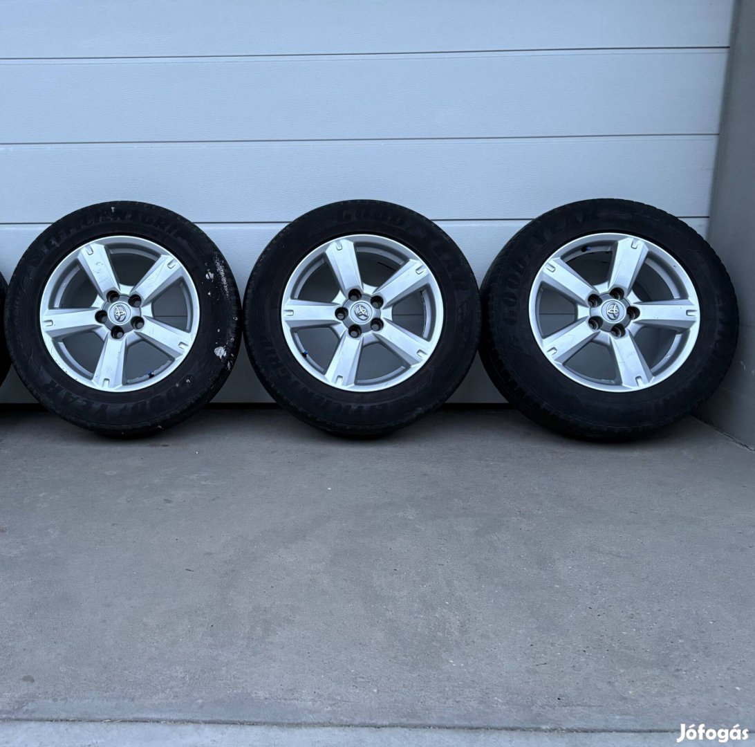 3 db Toyota 5x114.3 17" alufelni nyári gumikkal olcsón