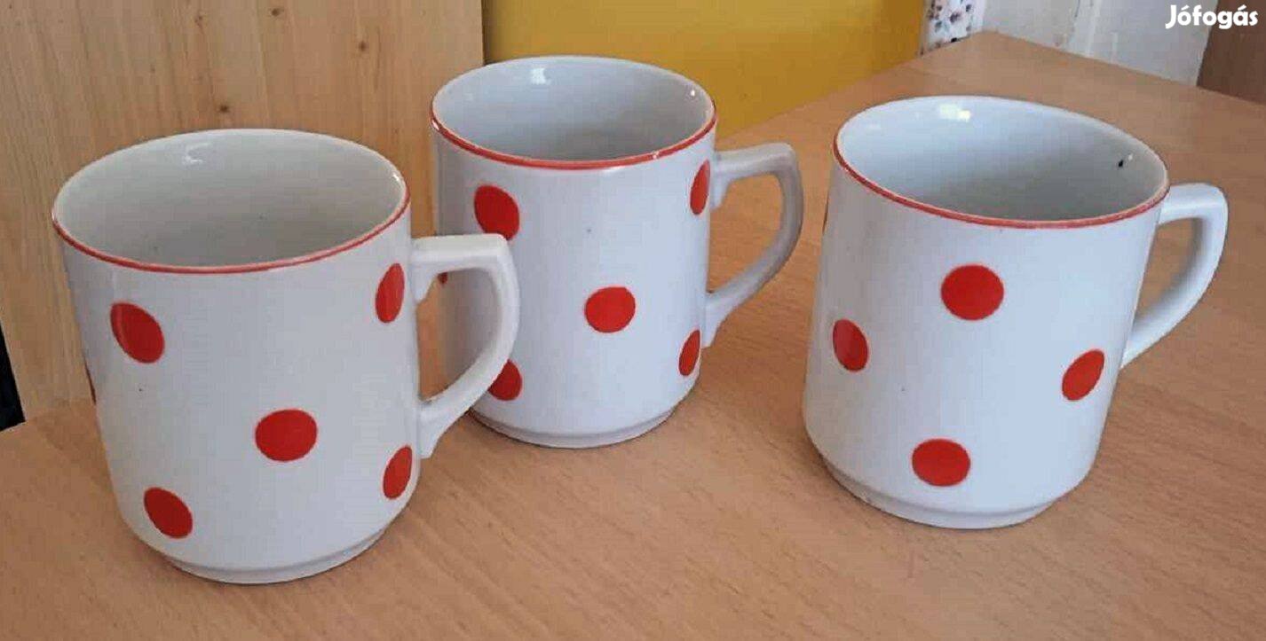 3 db. Régi ritka piros pöttyös régi Kőbányai porcelán bögre
