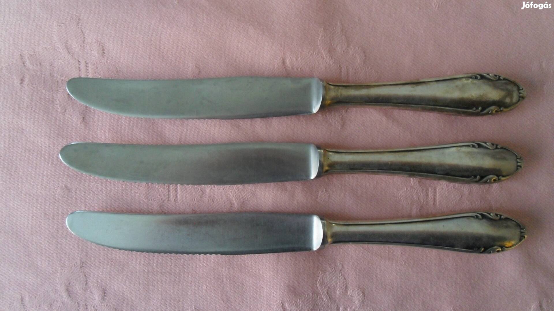 3 db antik ezüstözött nyelű rozsdamentes kés készlet kések