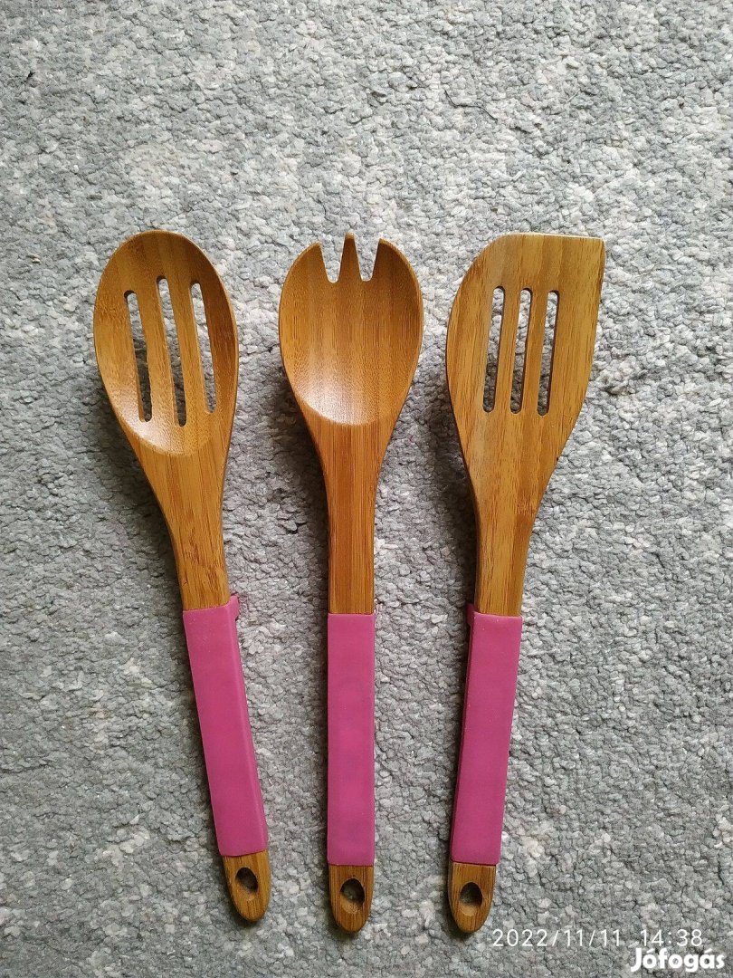 3 db bambusz konyhai kiszedő szilikon letámasztóval