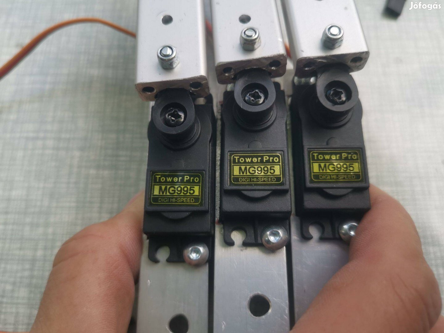3 db digitális szervó - Towerpro MG995