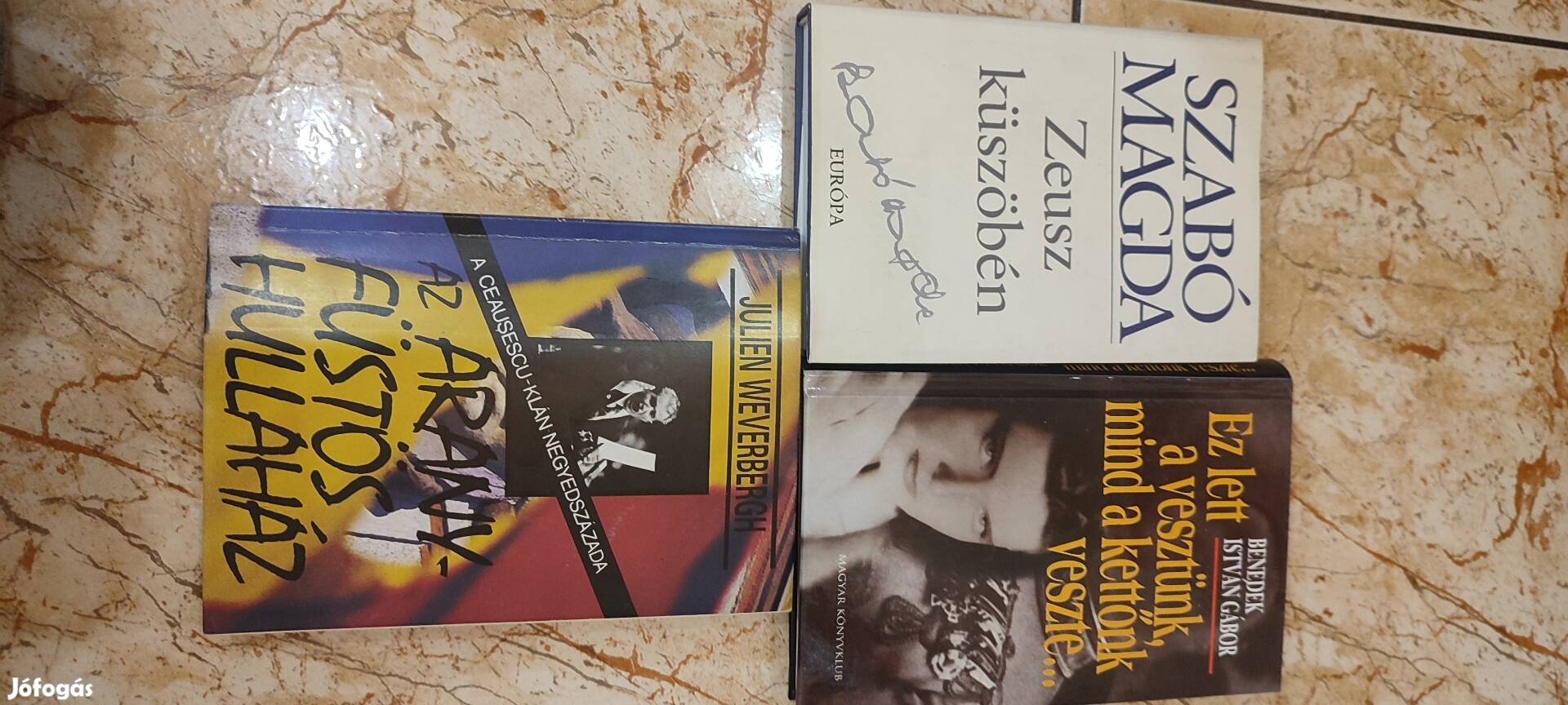 3 db könyv együtt vagy külön is