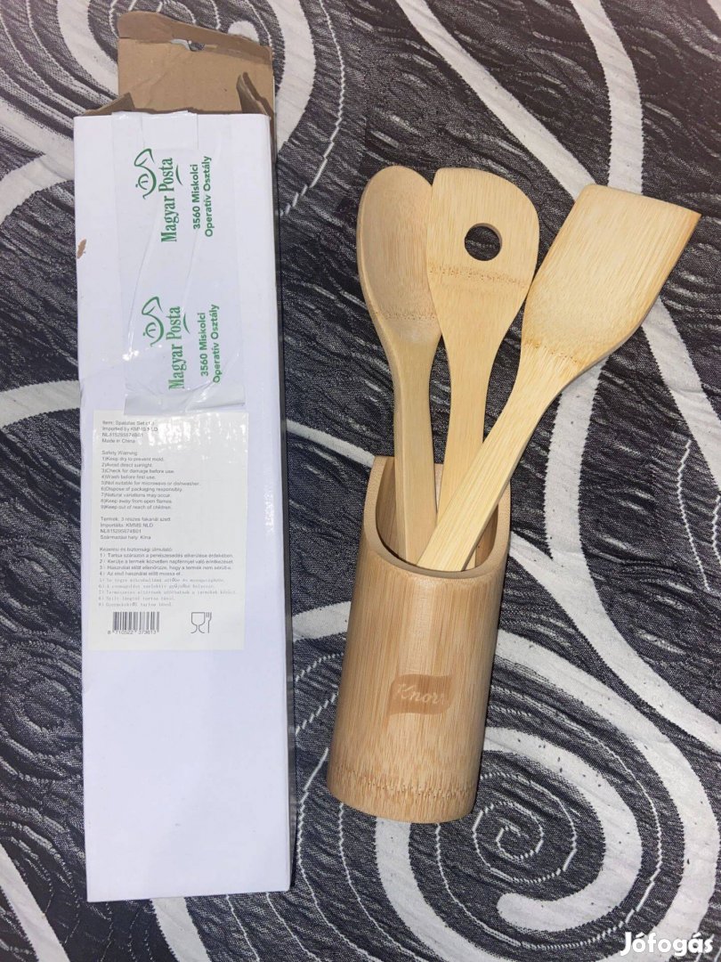 3 db-os fakanál szett tartóban