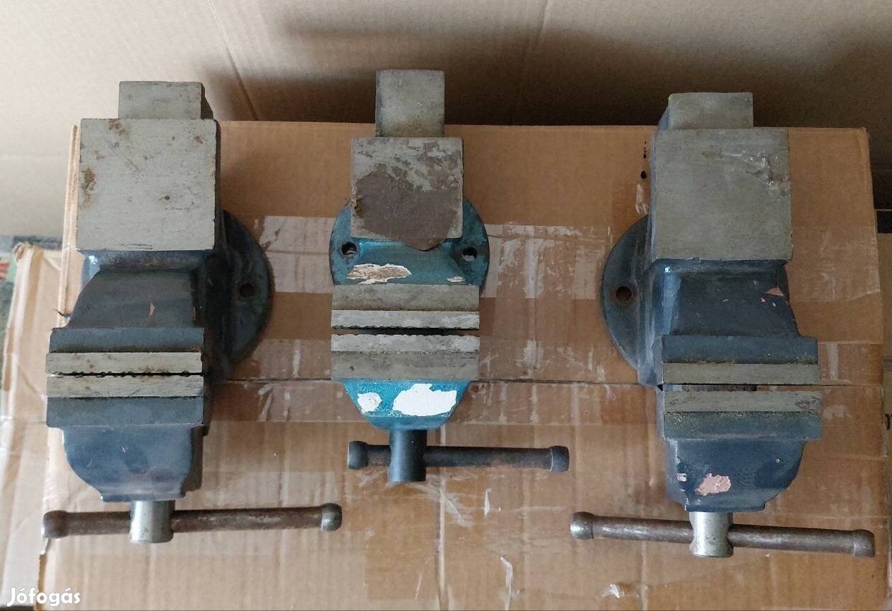 3 db satu eladó 