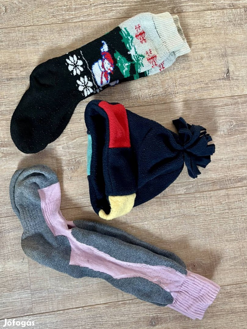 3 db szett, polár sapka unisex, és 2 db térdzokni 35-38