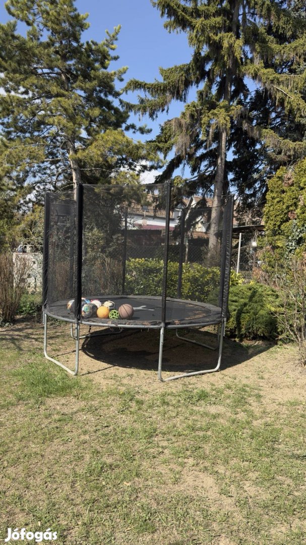 3 éves kitűnő állapotú trambulin