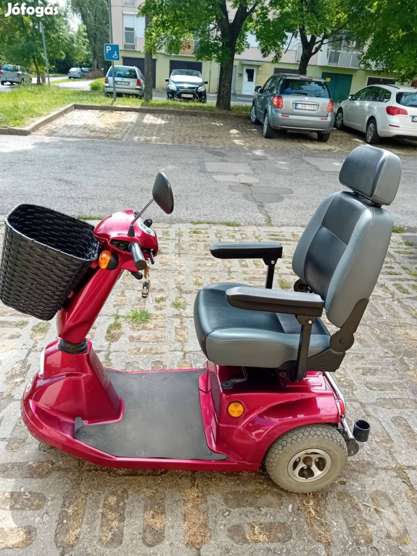 3 kerekű El-go moped