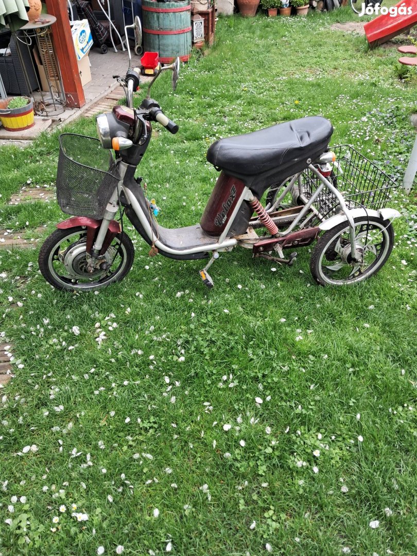 3 kerekű tricikli,felújítandó