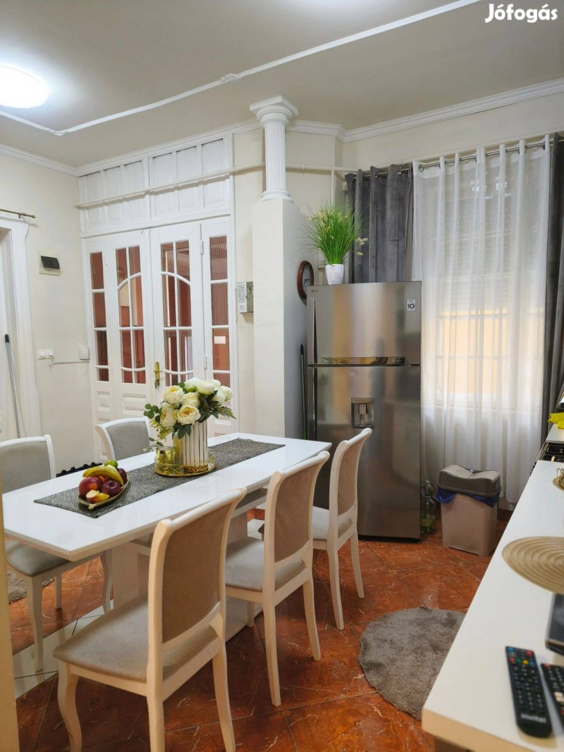 3 lakásos családi ház hatalmas telken, akár befektetésre is