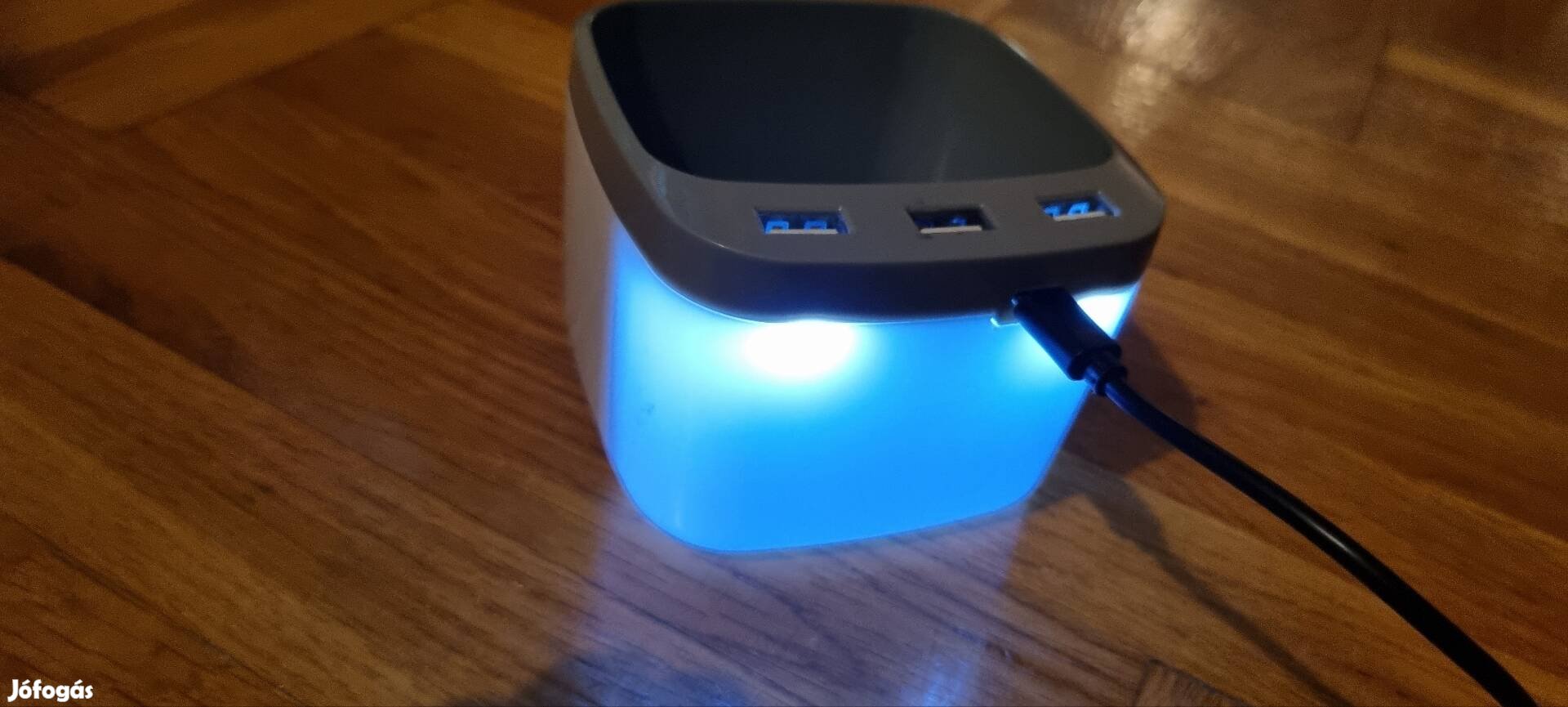 3 portos usb elosztó, hub tartó