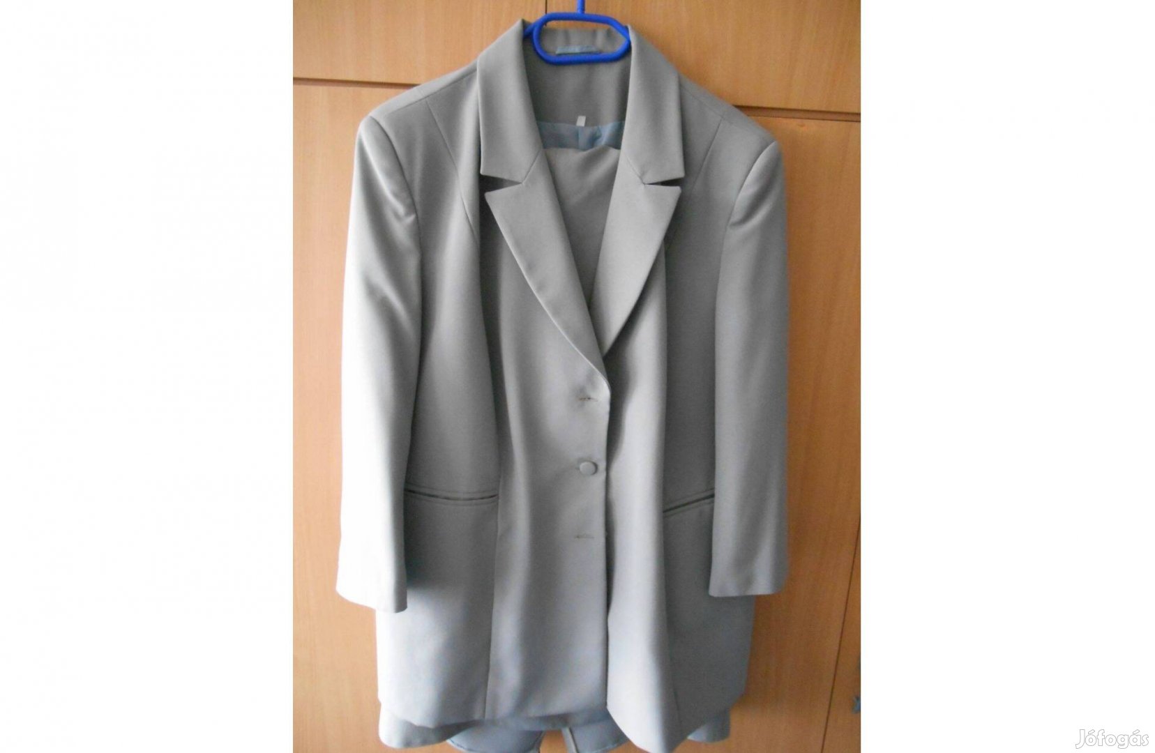 3 részes szürke kosztüm