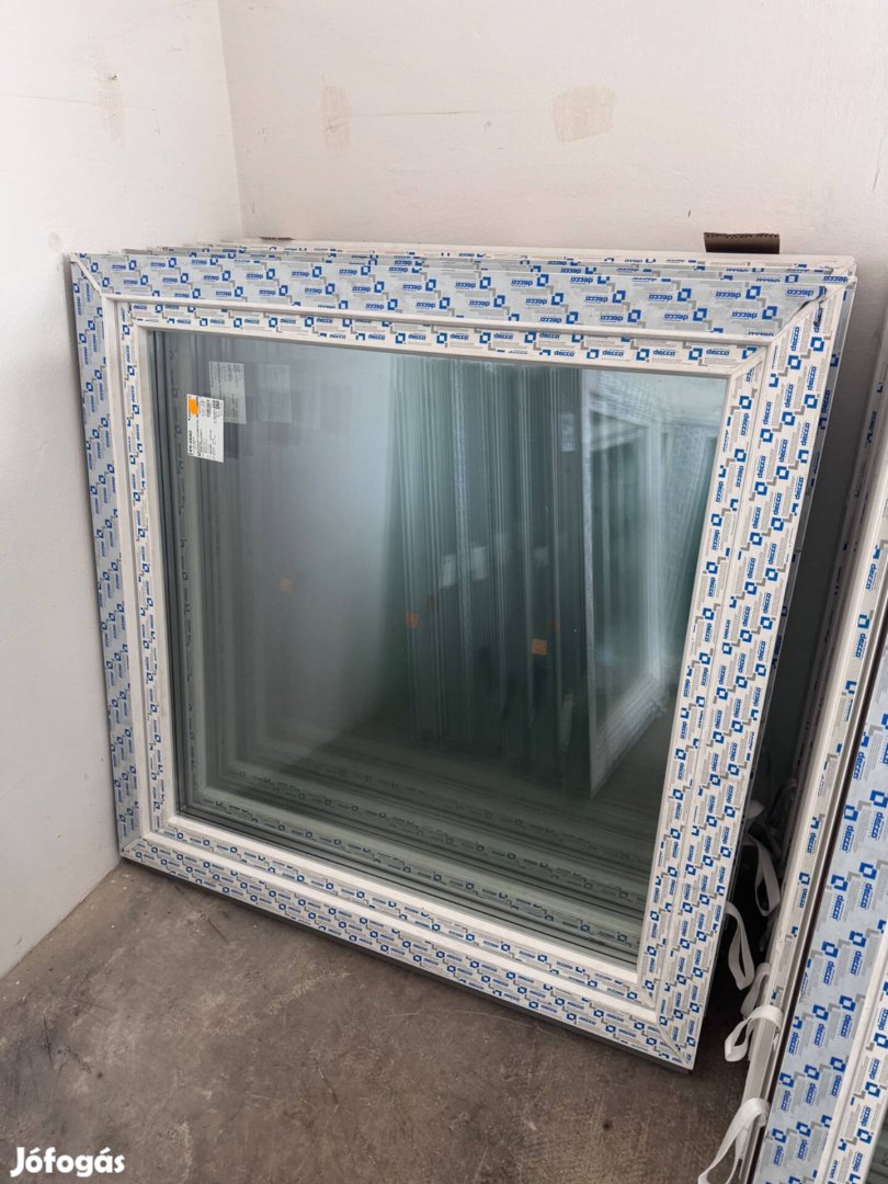 3 rétegű műanyag ablak, 120x120 Raktárról!