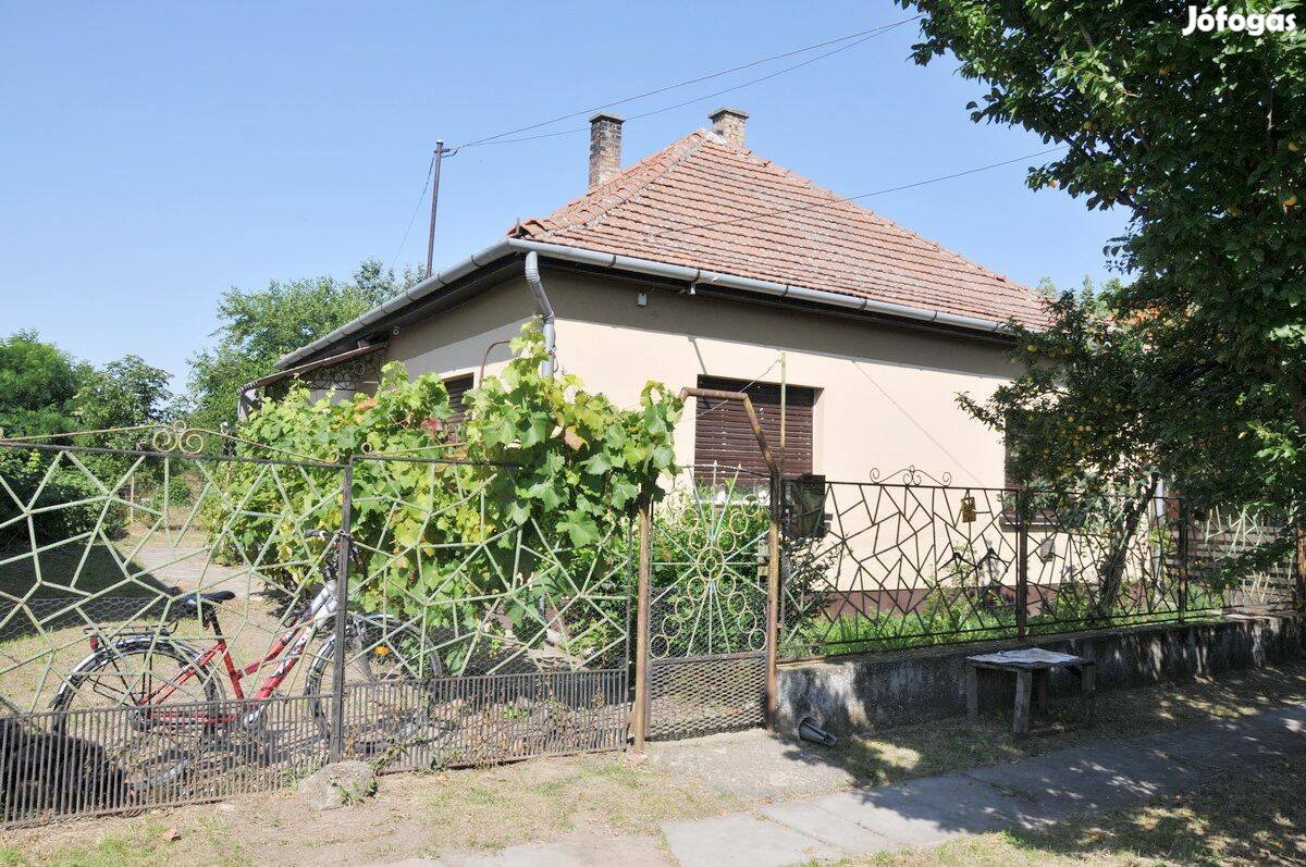 3 szobás családi ház eladó Kisköre, Tisza-tó
