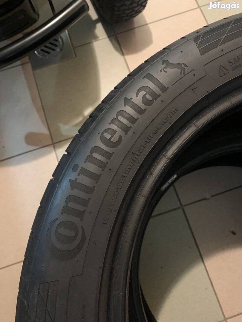 3db Continental és 2db Hankook 235/50 R19 SUV nyári gumi
