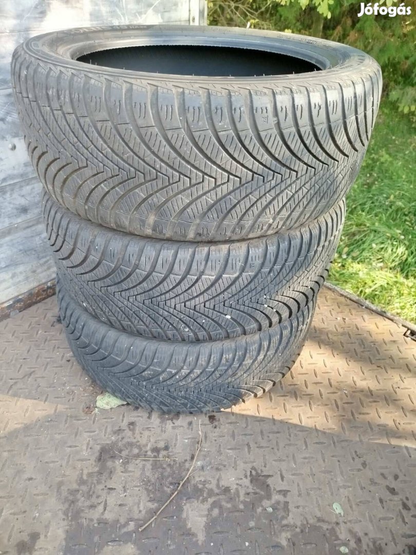 3db Kumho solus 4S 225/45 ZR 17 94W négy évszakos gumi