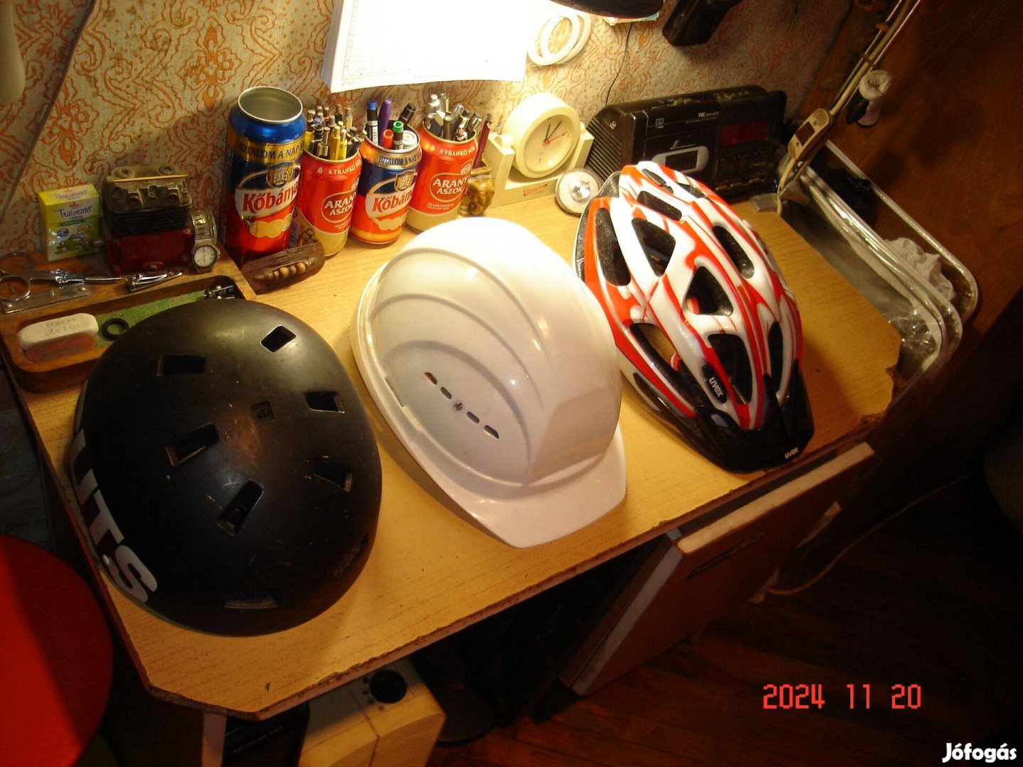 3db különböző sisak gyerek méret