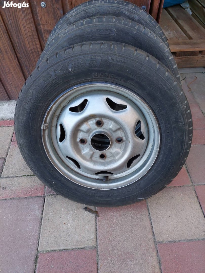 3db suzuki Swiftre 170/55 R13 lemezfelni nyári gumikkal eladó 