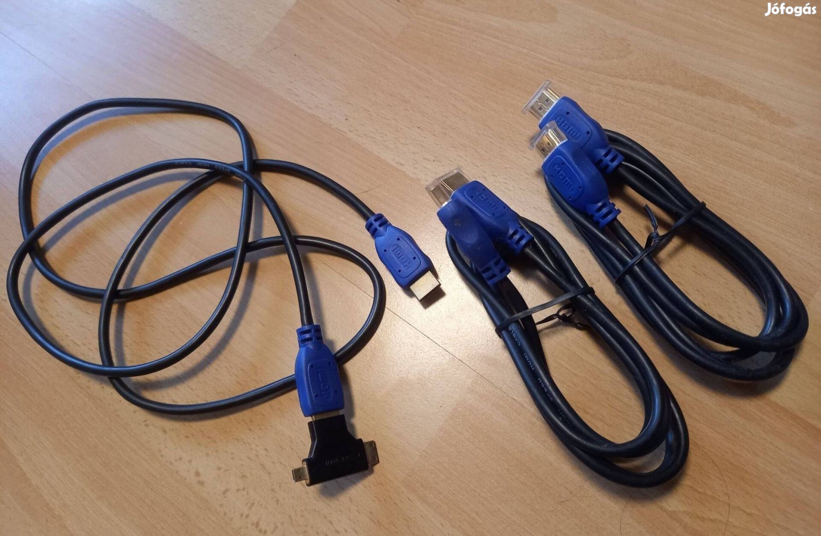 3db új 1.5méteres HDMI kábel+egy T elosztó átalakító együtt