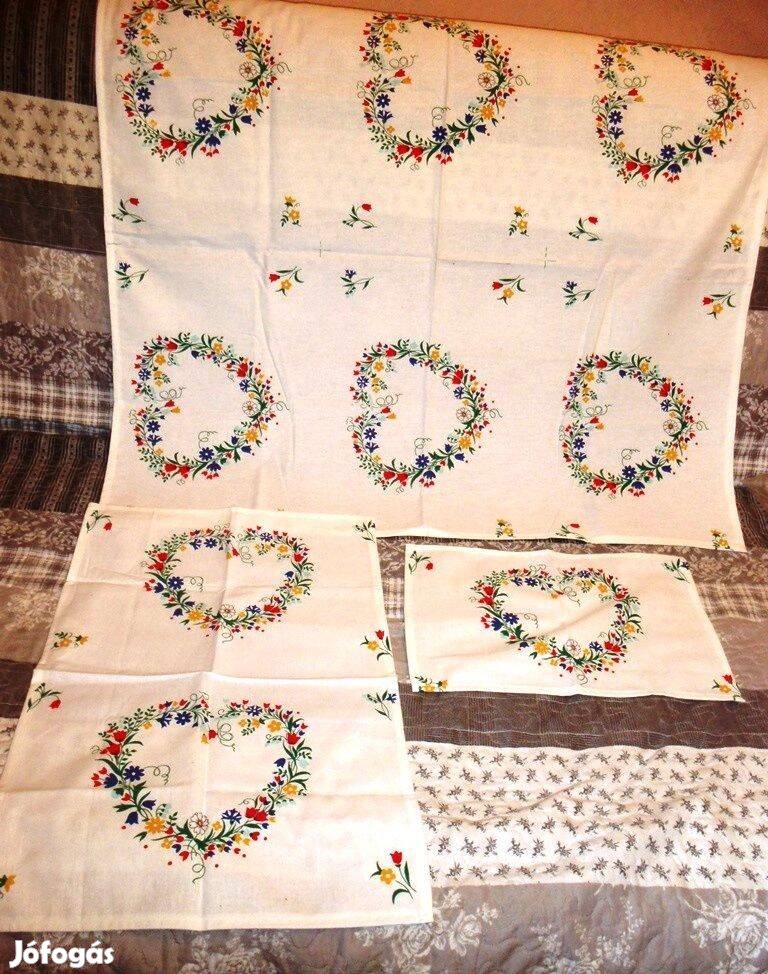 3db ujj Matyó mintás asztali disz teritők