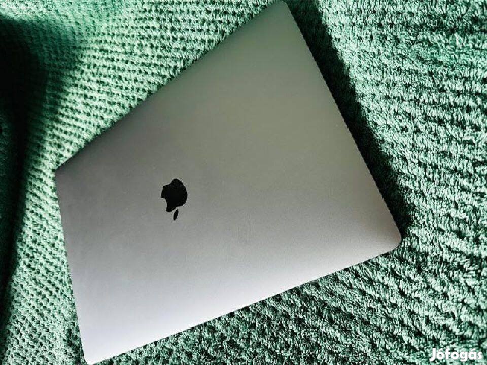 4000db gépünkből: Apple Macbook Pro 14.1 A1708