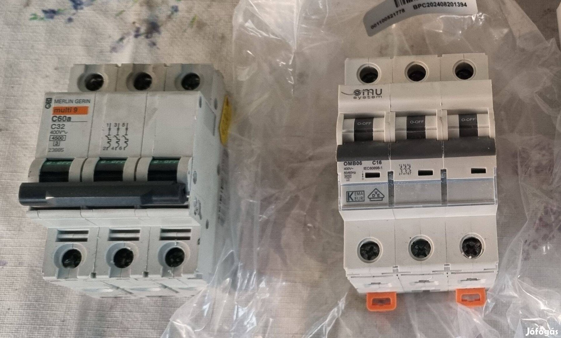 400V-os kismegszakító 2db, 16A, 32A