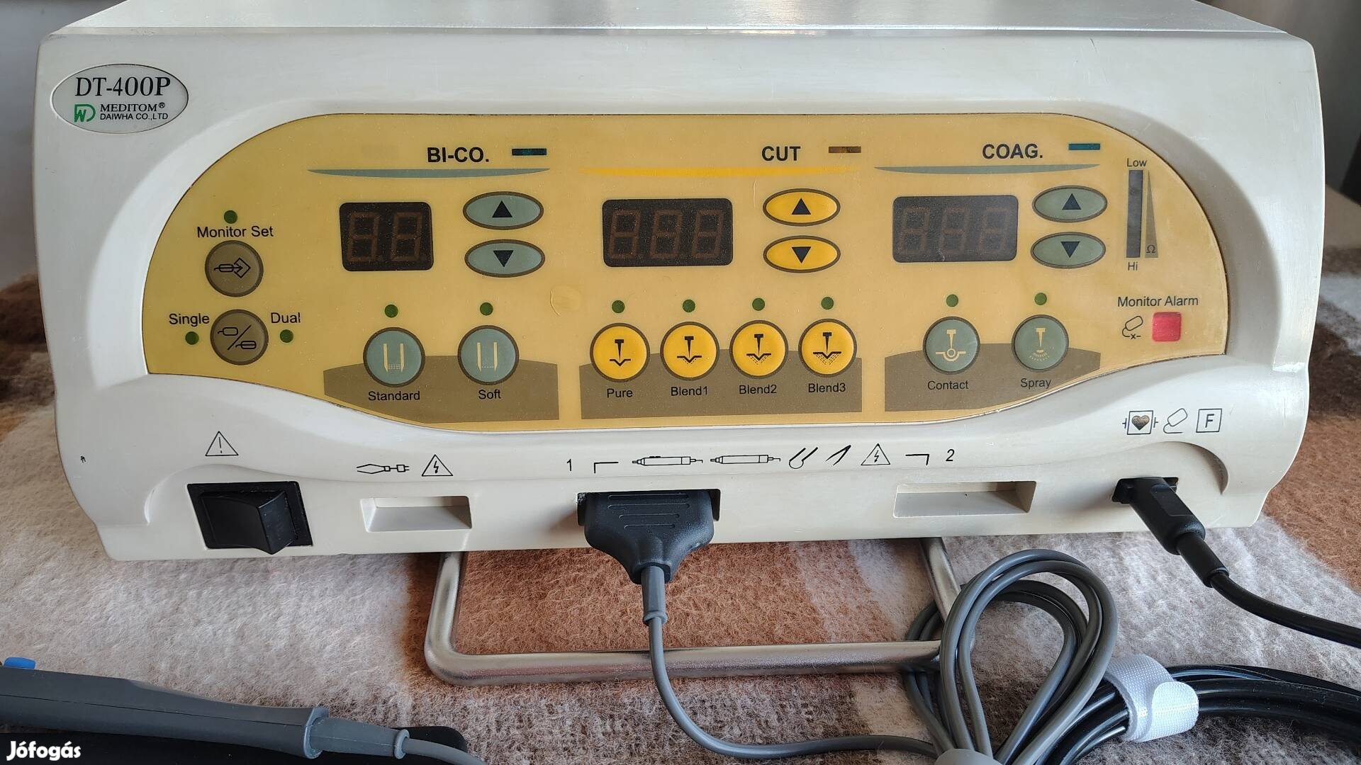 400 w elektrokauter Bipolar, Bi coag ,2 kézidarabbal is  használható.