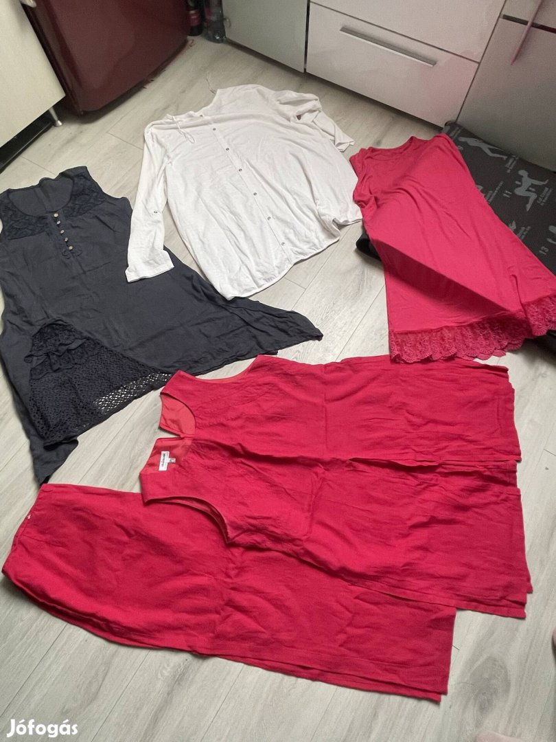 40-42-es pkétrészes es csipke alju felső