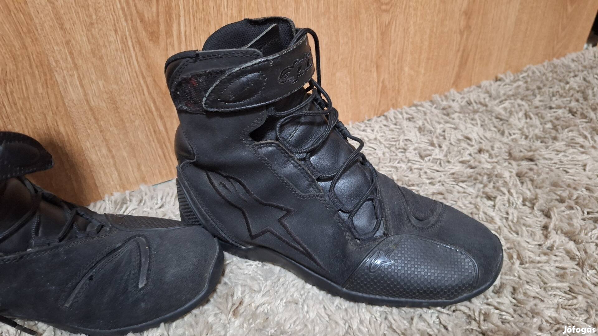 40,5ös, motoros cipő alpinestar postával