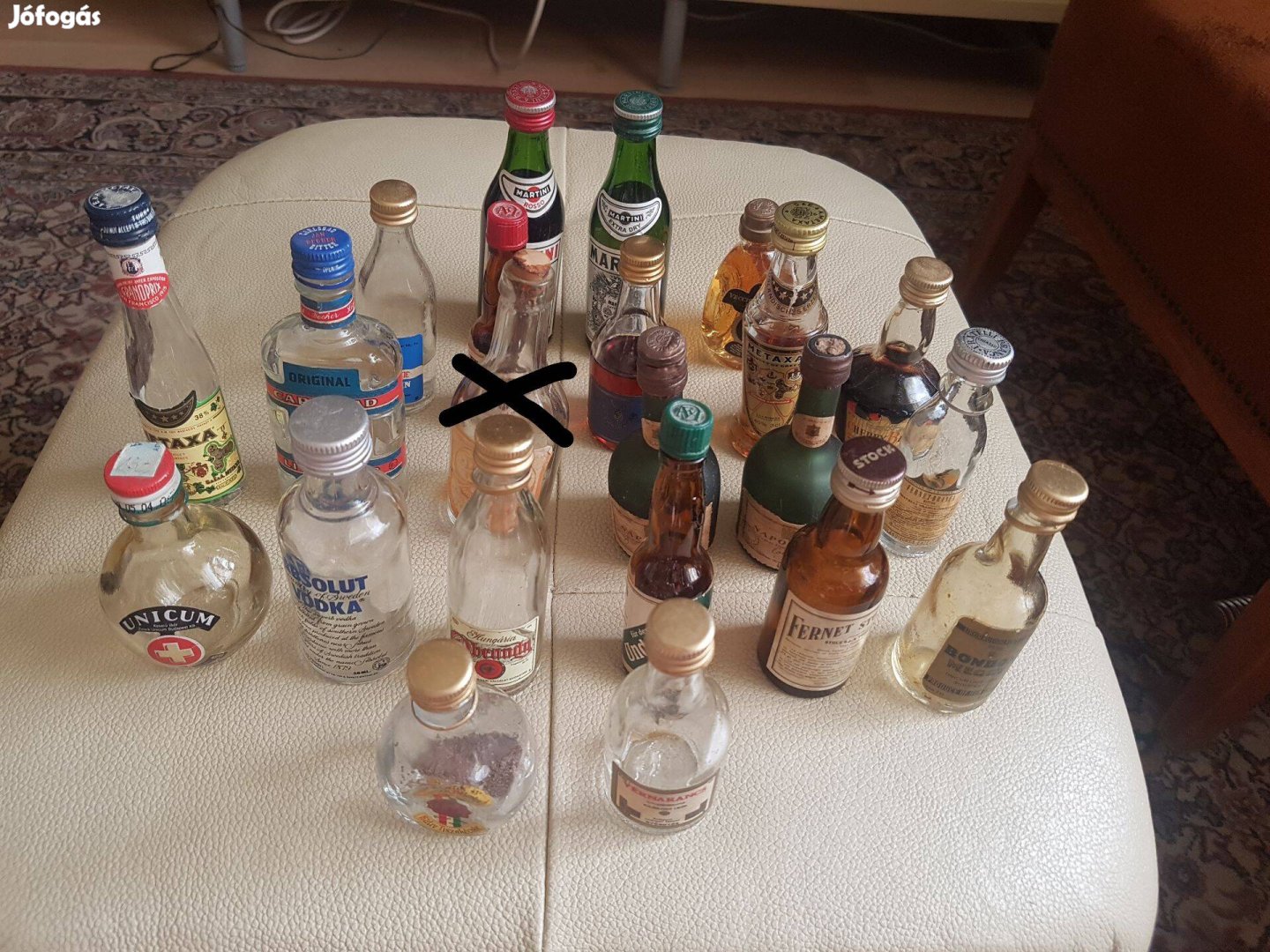 40-60 éves mini üveg gyűjtemény Pub vagy otthon bárszék mögé háttérdís