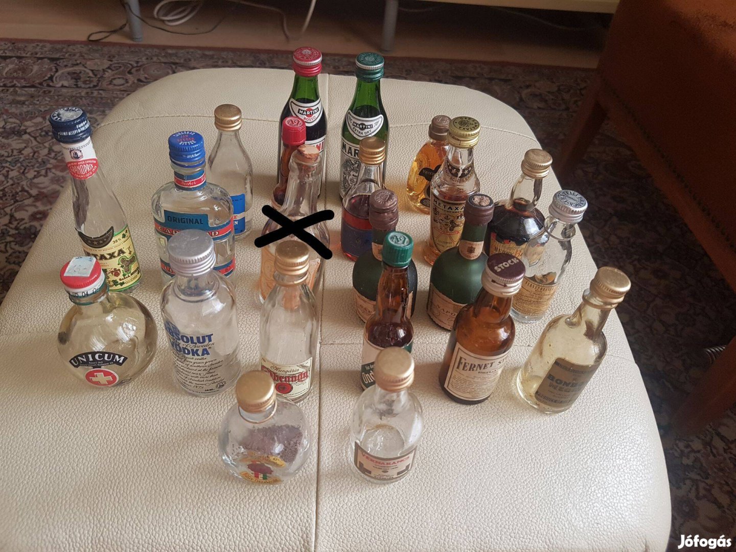 40-60 éves mini üveg gyűjtemény Pub vagy otthon bárszék mögé háttérdís