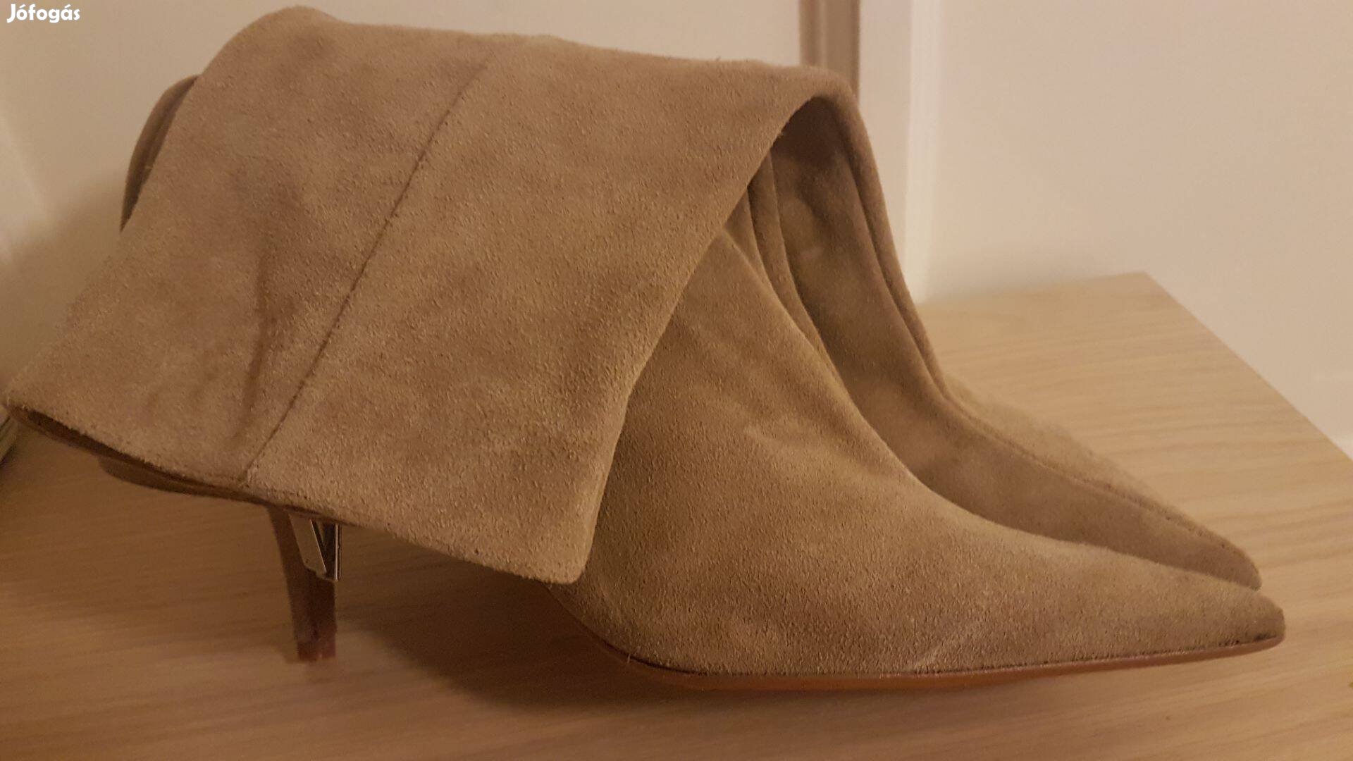 40 Zara velúr csinos csizma tavaszra