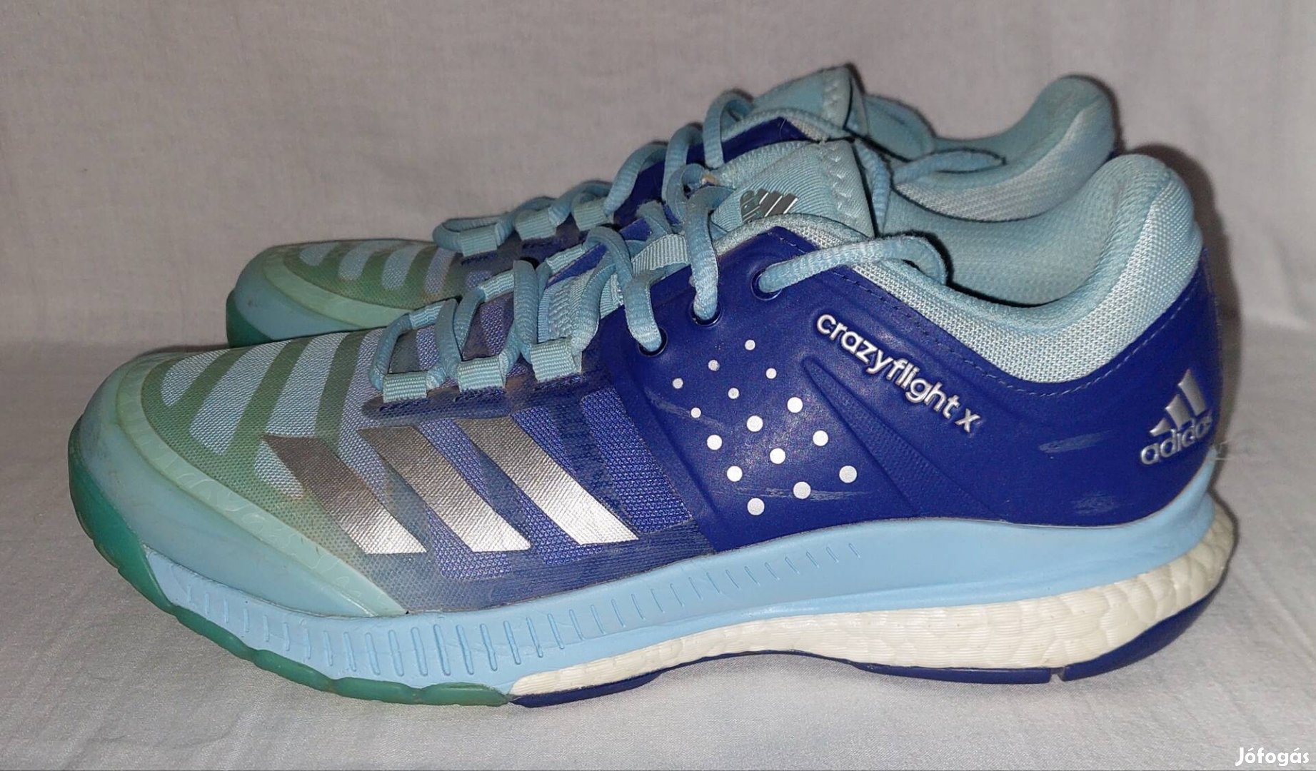 40-es Adidas Crazyflight X edzőcipő