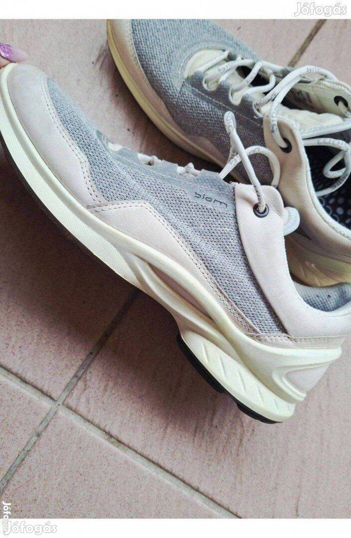 40-es Ecco 1-szer viselt női félcipő