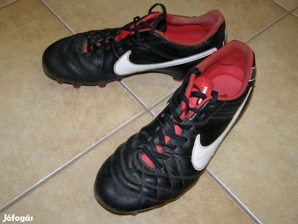 40-es Nike Tiempo focicsuka