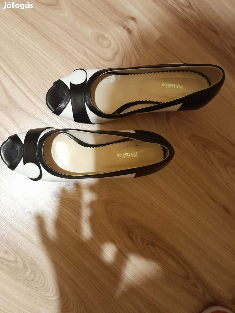 40es bőr cipők