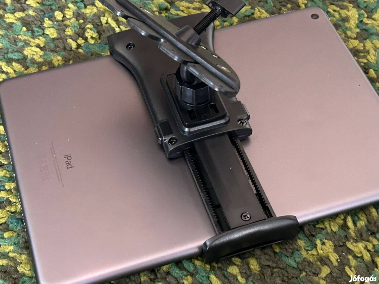 411 tablet- és telefontartó autóba CD nyílásba és szellőzőrácsra
