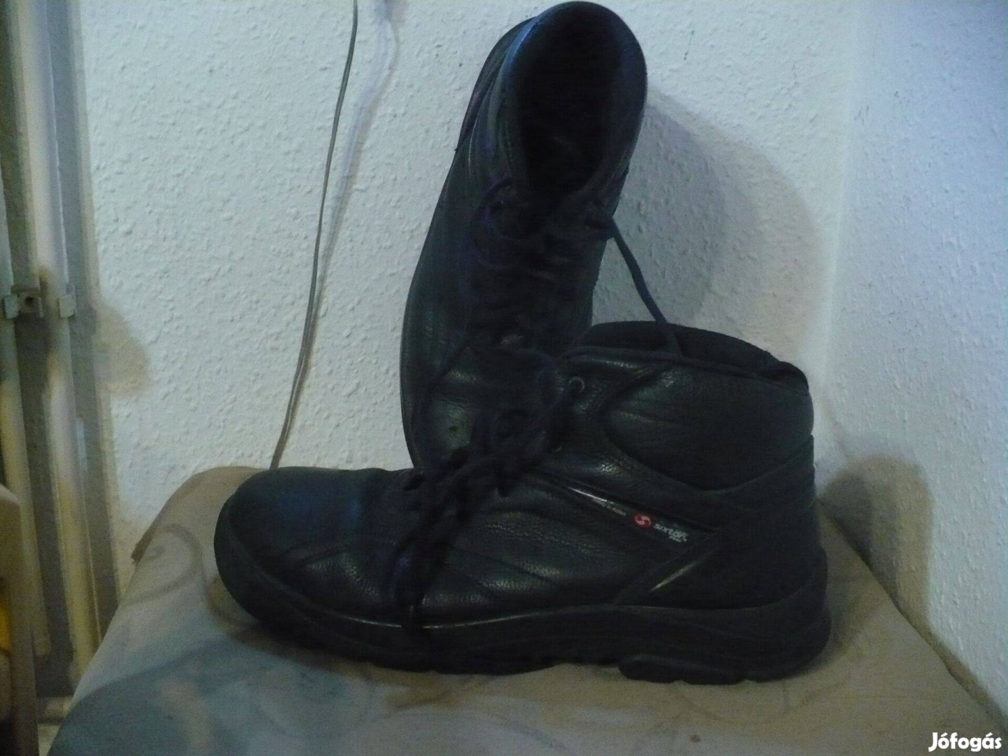 41 Sixton bakancs eladó