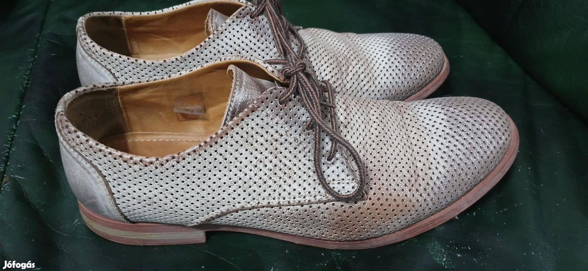 41-es Salamander férfi bőrcipő eladó