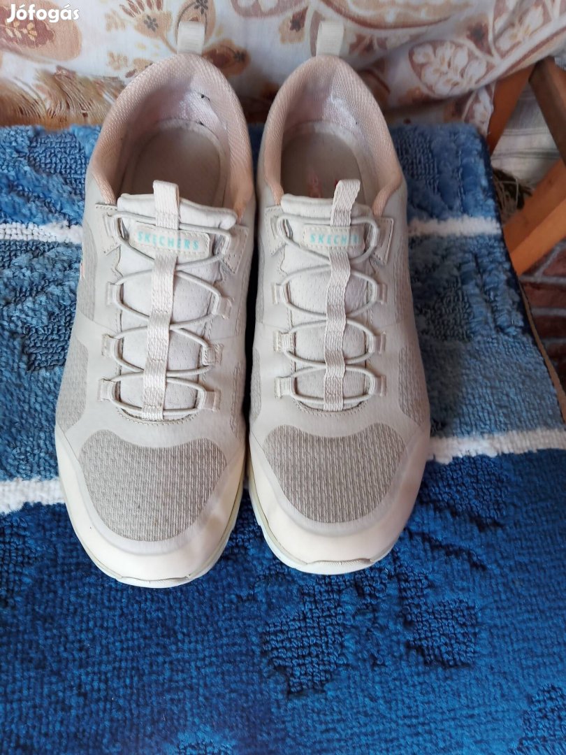 41-es Skechers Memory Foam újszerű sportcipő 