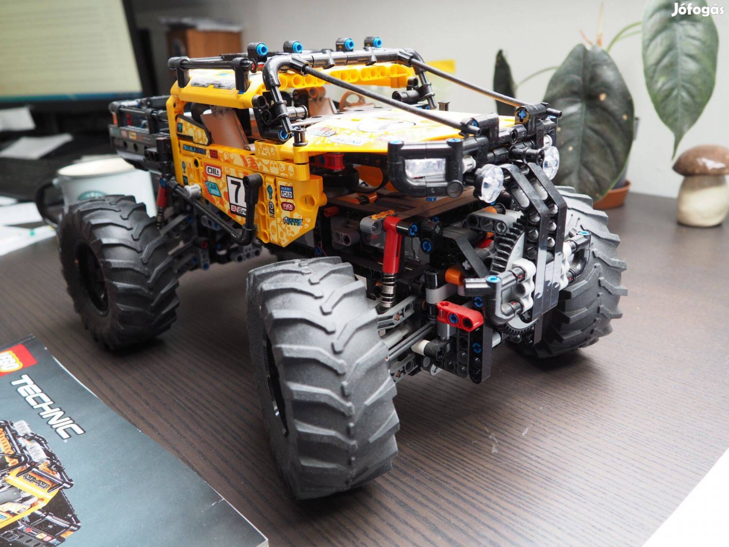 42099 LEGO Technic - 4x4-es Extrém terepjáró