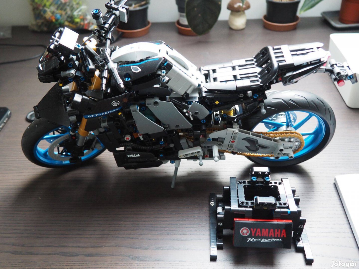 42159 LEGO Technic - Yamaha MT-10 SP