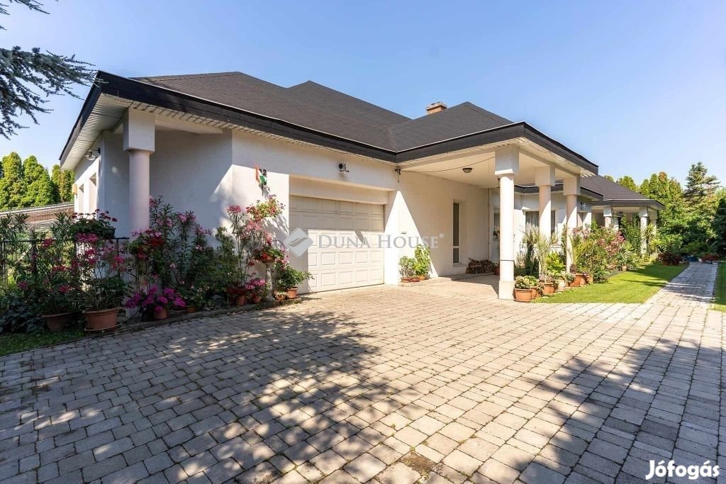 421 nm-es ház eladó Kápolnásnyék