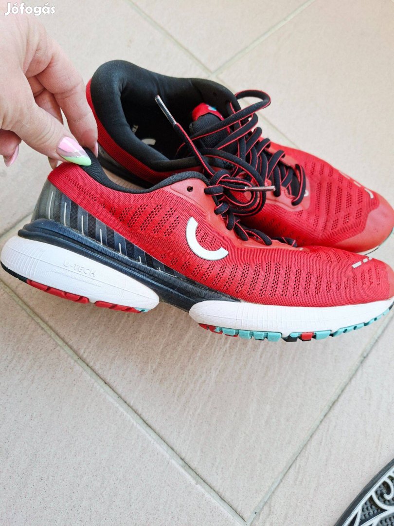 42,5-es True Motion férfi futócipő