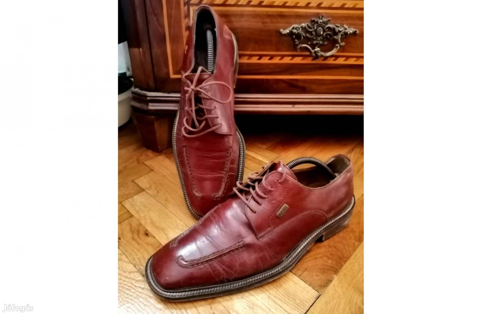 43-as barna Férfi bőr cipő eladó