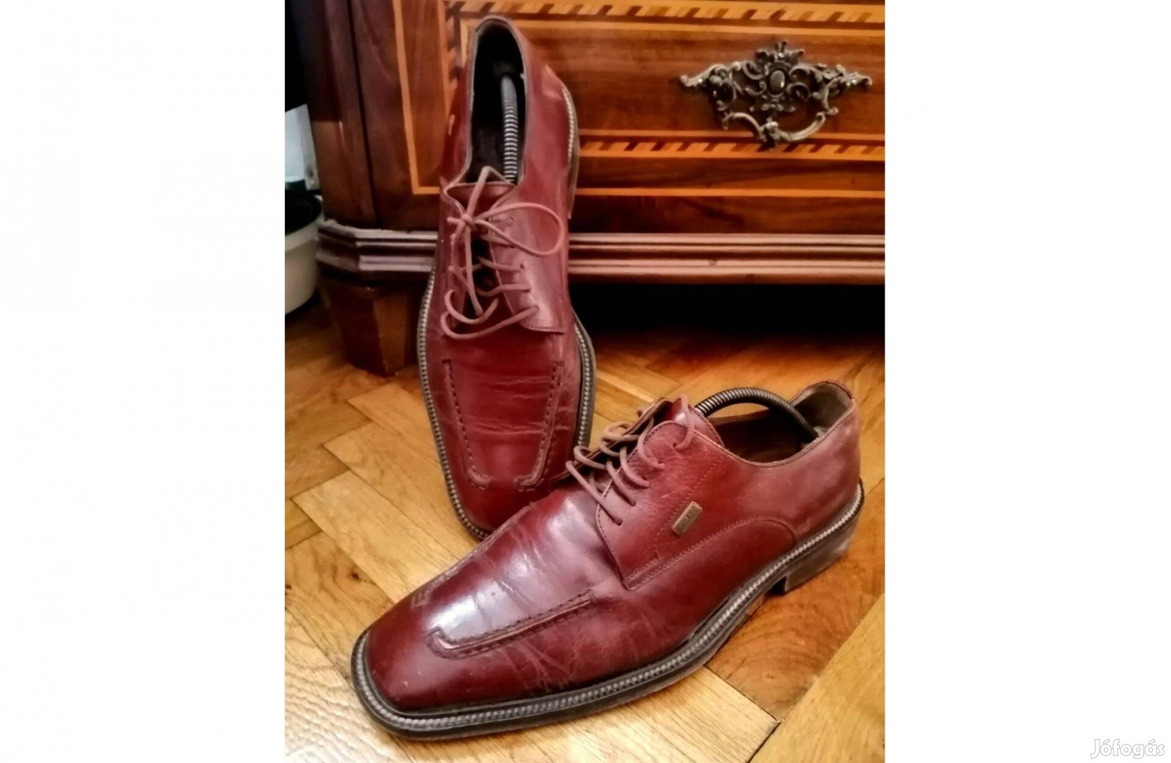 43-as barna Férfi bőr cipő eladó