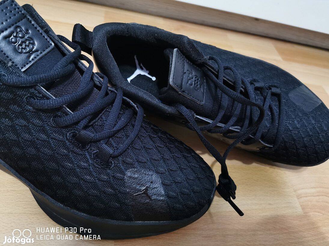 43 új eredeti Nike Jordan CP3.XII All Black