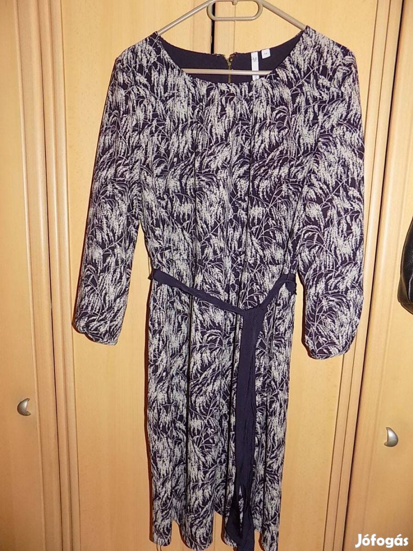 44-es méretű, mutatós koktél ruha