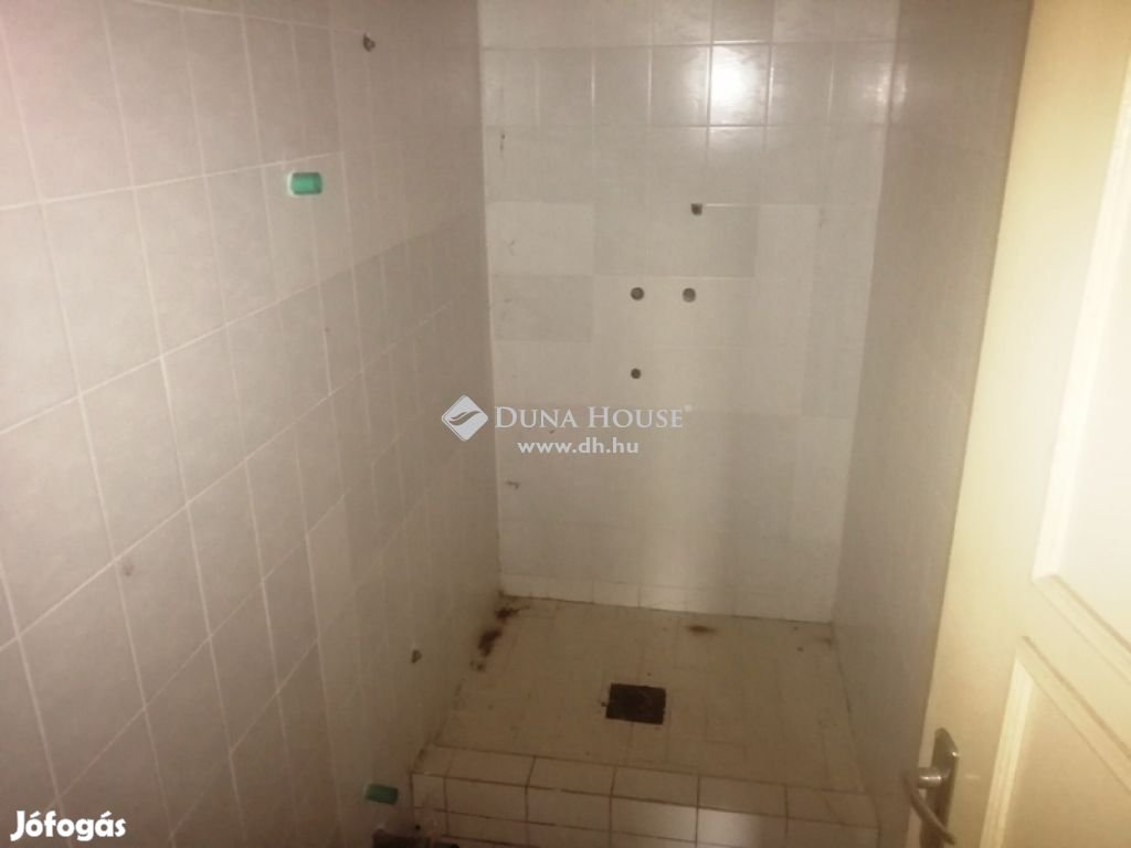 450 nm-es ház eladó Bálványos